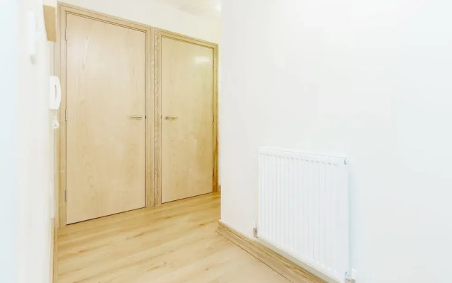 Roomspace Apartments -Westnye House