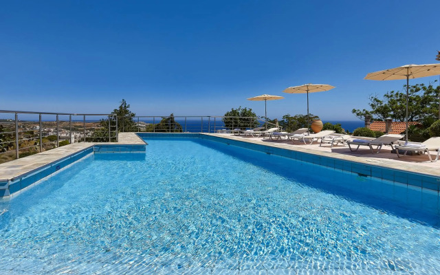 Keramos Villa and Apartments