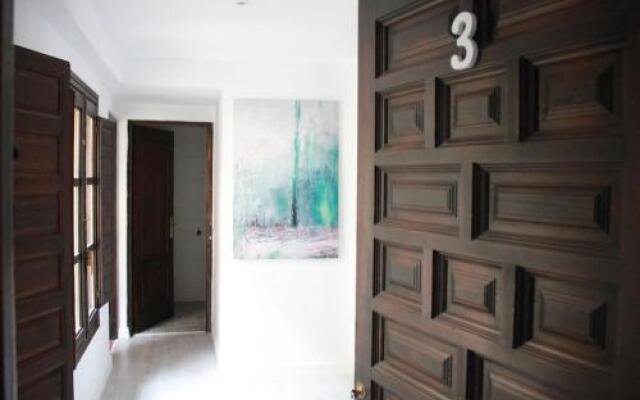 Zahira Suites