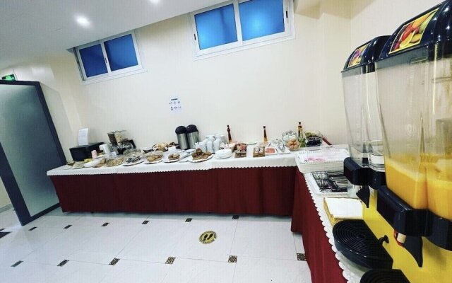 Hotel Mh