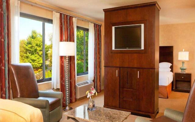 DoubleTree by Hilton Boston/Bedford Glen