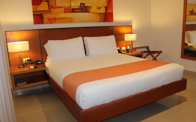 Hotel Atrium Plaza