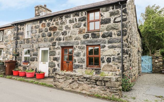 Minffordd Cottage