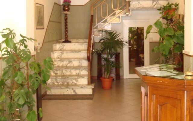 Hotel Marnie
