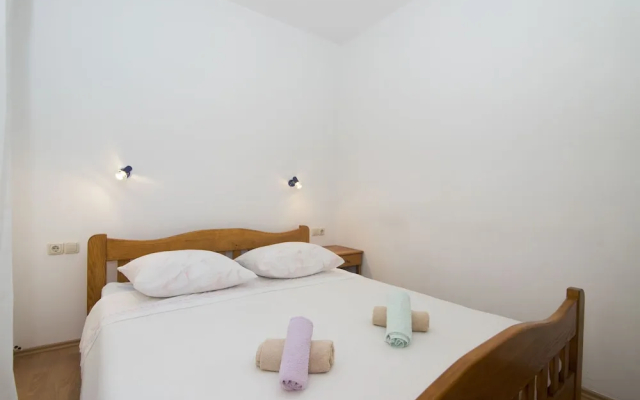 Apartments Jaksa