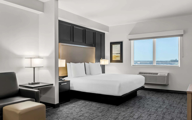 Best Western Plus Winkler