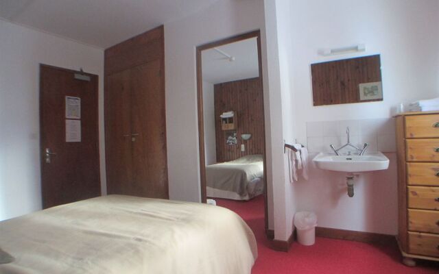 Apun Hotel Budget
