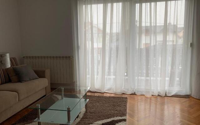Apartman MADAPE