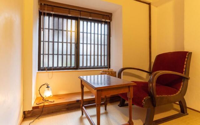 back alley residence Hibi