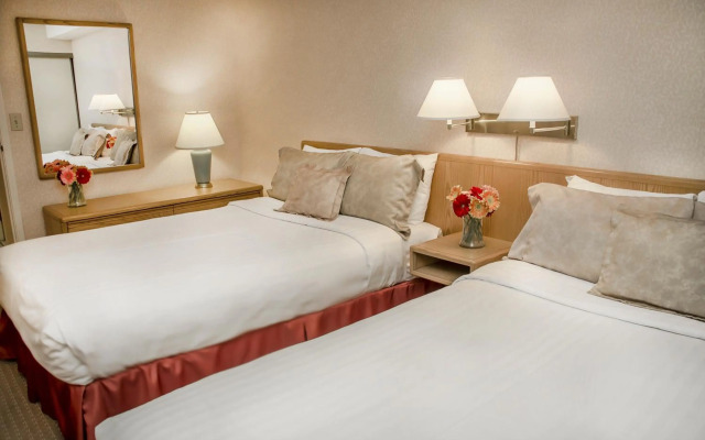 Cartier Place Suite Hotel