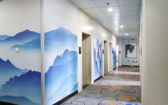 Junyi Hotel (Tianjin Binhai International Airport  Huaming Branch)