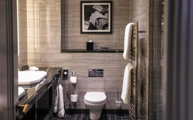 Hotel Gotham