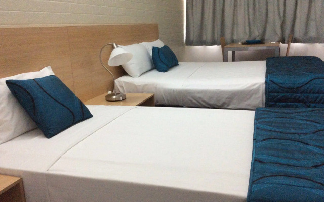 Urangan Motor Inn