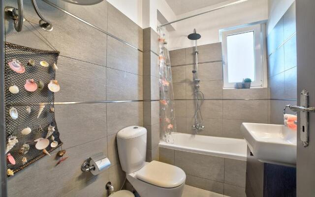 Beautiful Apartment in Glyfada Center