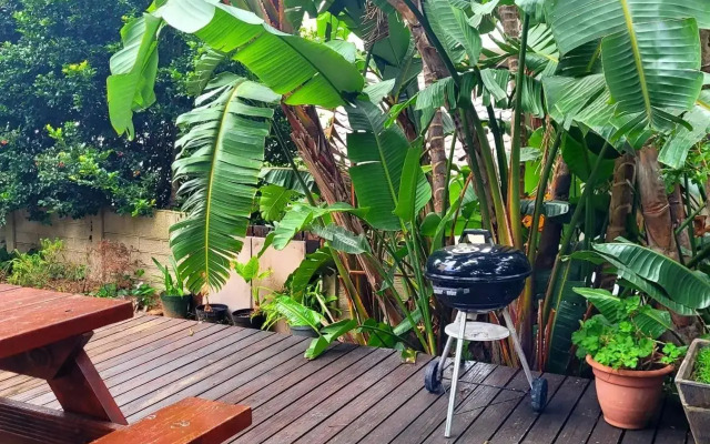 Tropical Seaside Suite 8