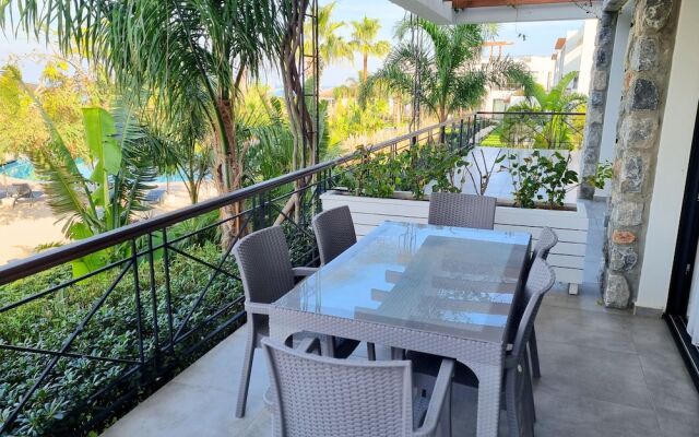 Elegant Two-bedroom Apartment in Upscale Surroundings