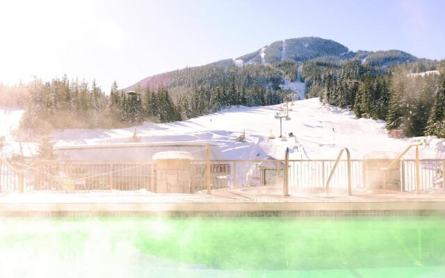 Pan Pacific Whistler Mountainside