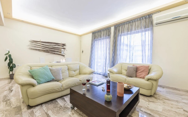 Keramikos Flower Power Residence