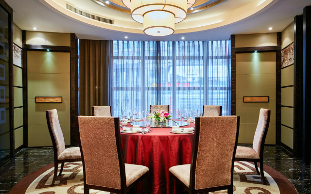 InterContinental Shanghai Pudong Hotel by IHG