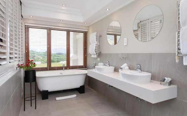 Banhoek Lodge