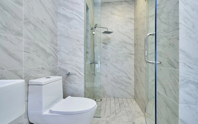 OYO Home 935 Breathtaking Studio Imperio Residence