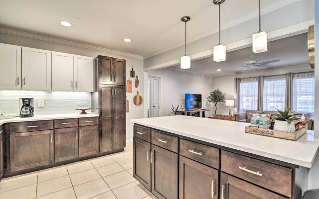 Mid-century Modern Escape in Central Lakeland!