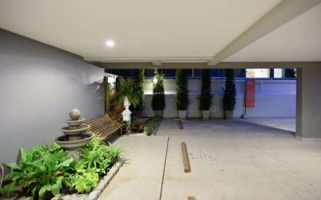 The Pad Silom Convent Serviced Apartment