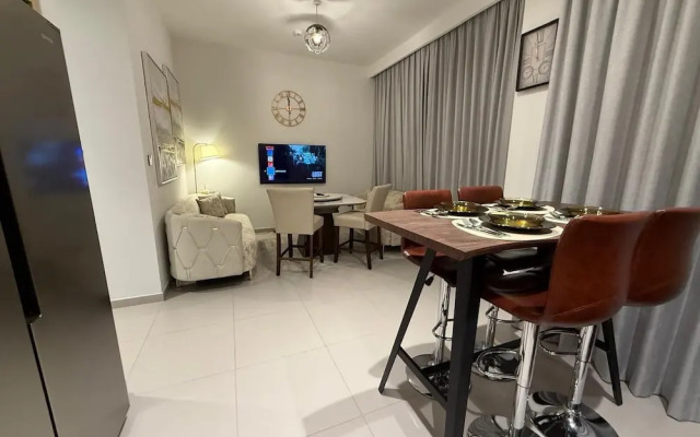 Elegant Stay in Ranches Villa
