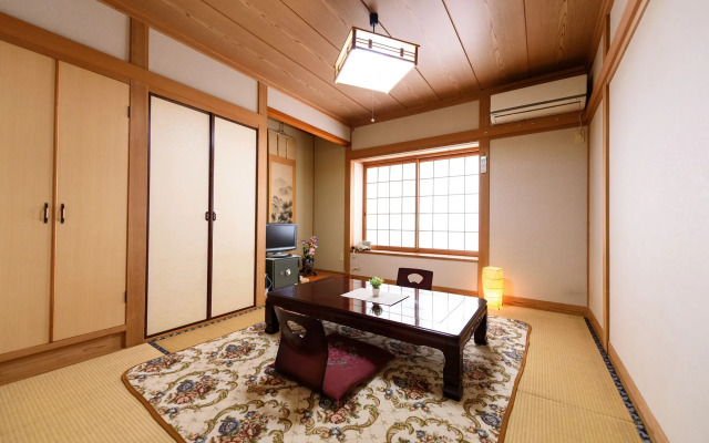 Yufuin Onsen Ryokan Jinnouchi