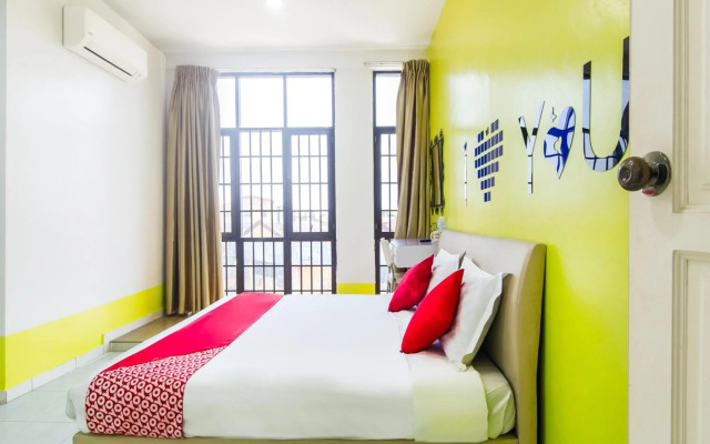OYO 880 Hotel Purple Town