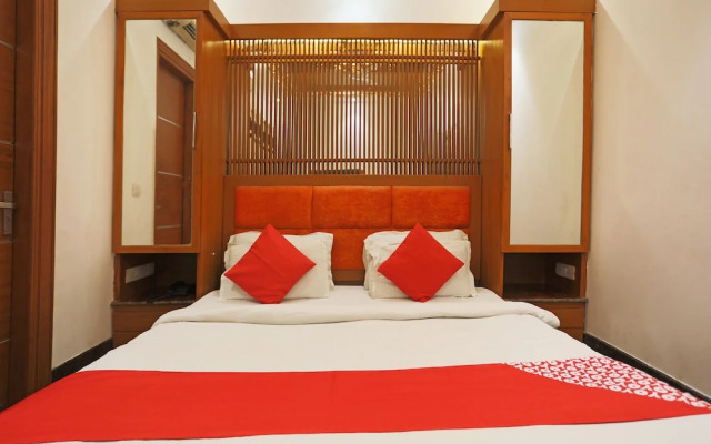 OYO 15183 JJK Home Stay