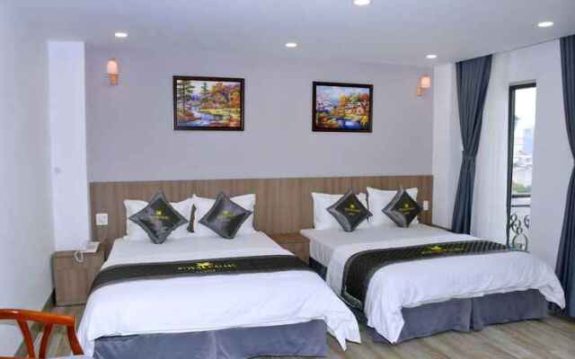 Royal Palms Hotel