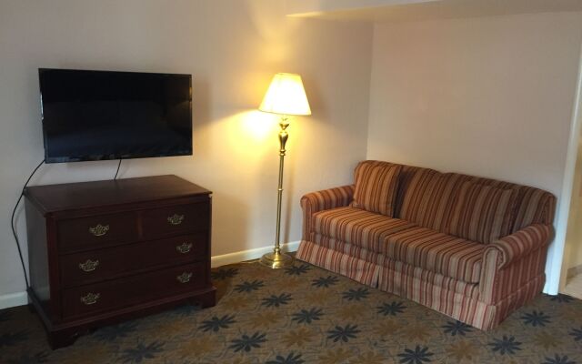 Travelodge by Wyndham Lynchburg