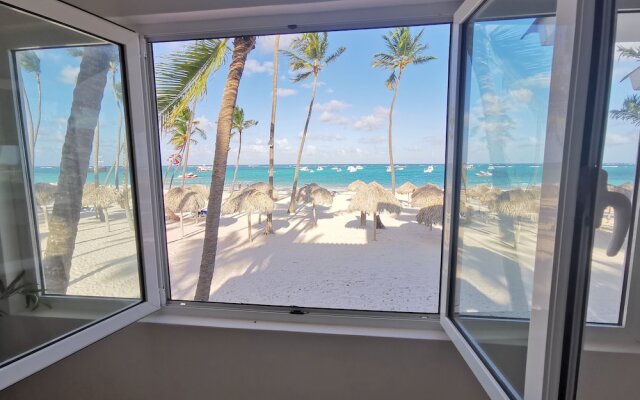 Los Corales Tropical Beach Resort & SPA