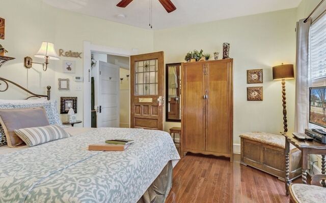 Granbury Gardens Bed And Break