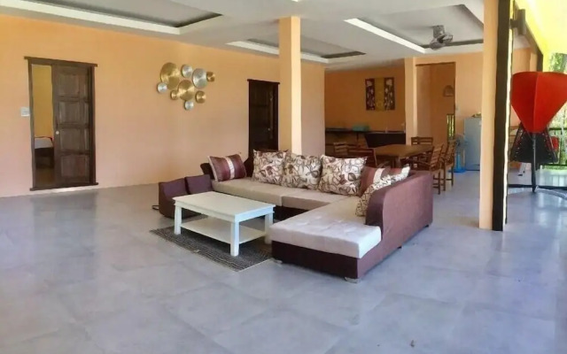 Nankanok Bungalow