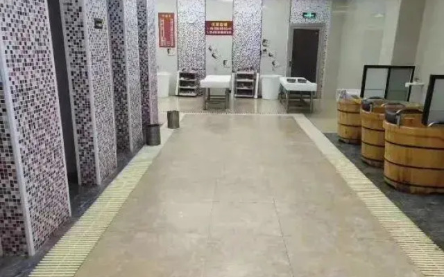 Yixian Sunshine Travel Inn (Xinxiang Hongmen University Town Branch)