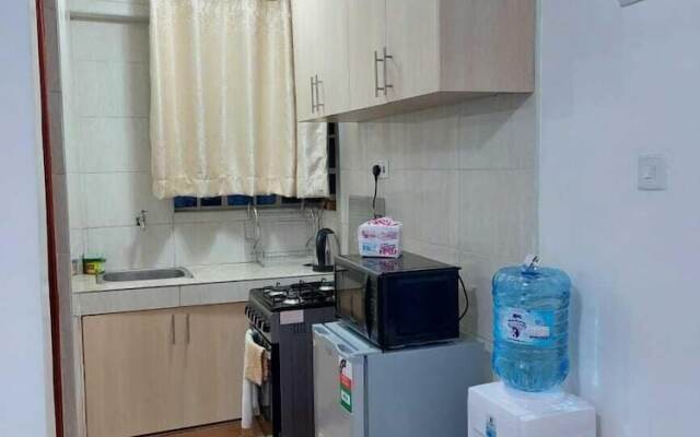 Lux Suites Thome White House Apartments