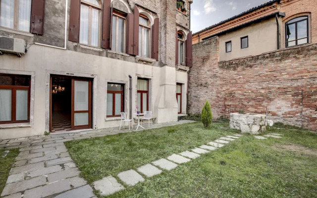 Venice Garden in Venecia