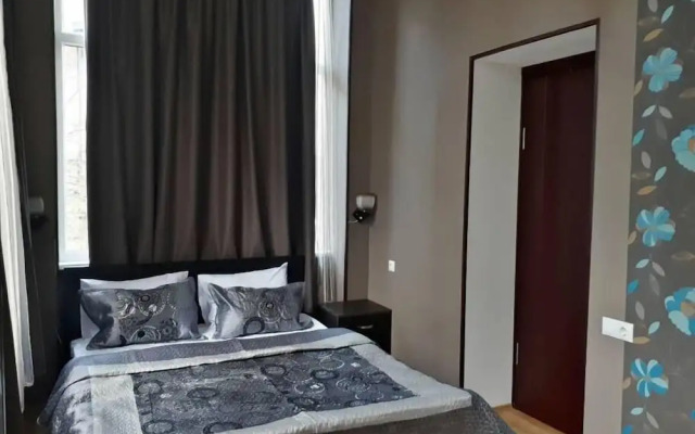 Tbilisi Center Delux Family Apartment