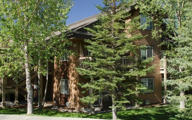 Quail Run by Pioneer Ridge Management