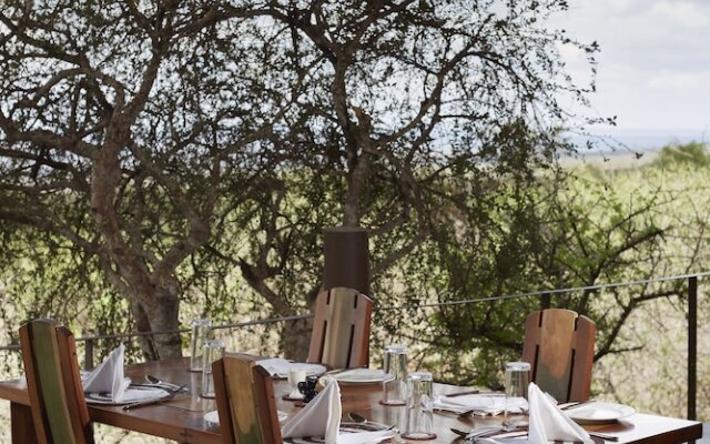 H12 Elephant Gorge Camp