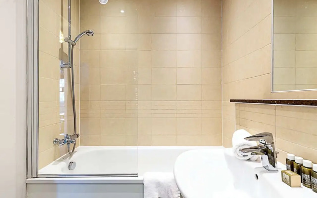 Chic & Modern Dalston Apartment