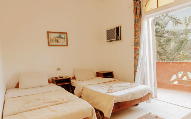 siwa safari paradise hotel