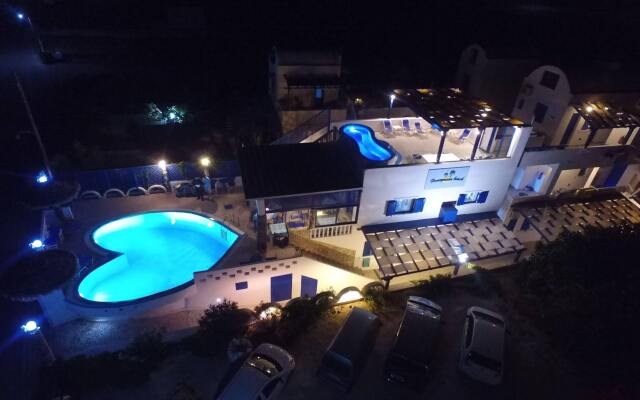 Honeymoon Beach Studios