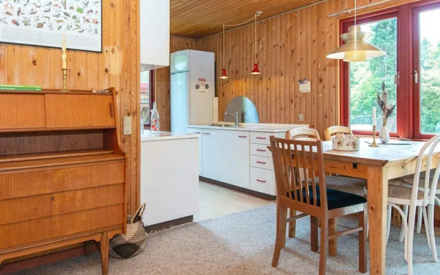 6 Person Holiday Home in Glesborg