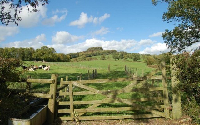 Orchard Barn