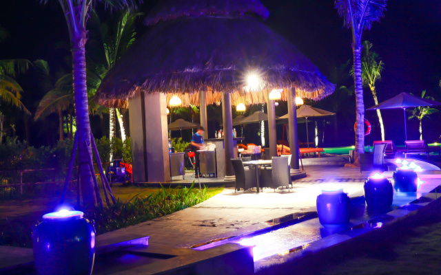 Bliss Hoi An Beach Resort & Wellness