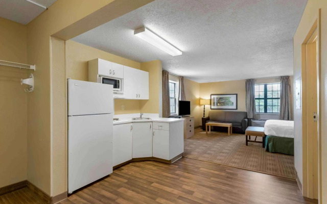 Extended Stay America Suites Buffalo Amherst