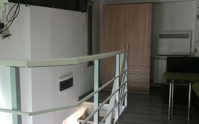 Classy and Cozy - New - 3 beds - Near Center